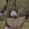 Edición Cyme Texturizado Taupe