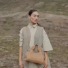 Numéro Neuf Edition Beige texturizado