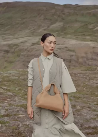 Numéro Neuf Edition Beige texturizado