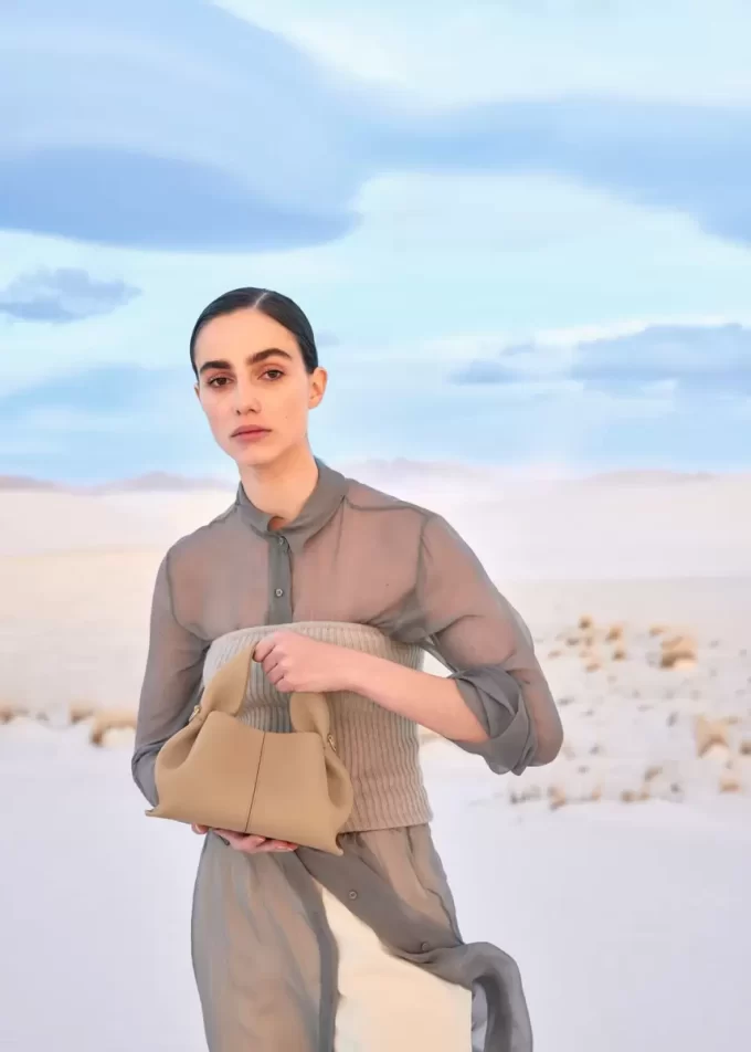 Numéro Neuf Mini Edition Beige Texturizado