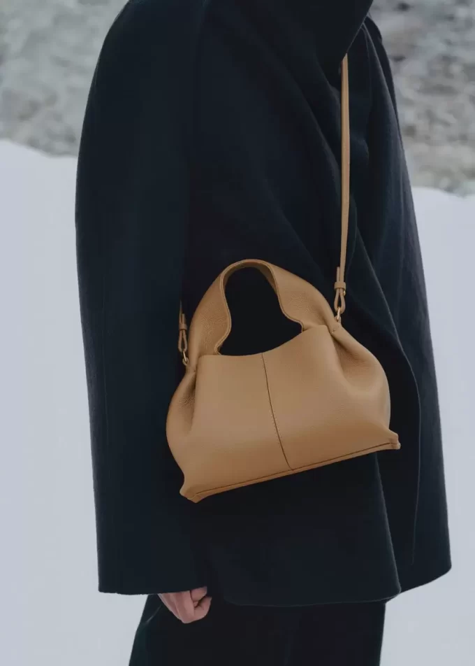 Numéro Neuf Mini Edition Ocre Texturizado Numéro Neuf Mini Edition Ocre Texturizado