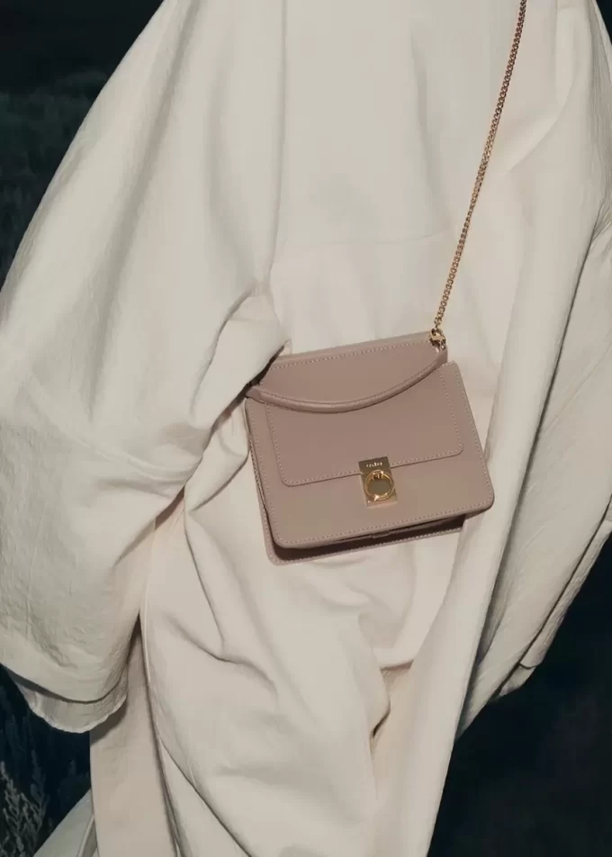 Numéro Sept Mini Edition Taupe texturizado