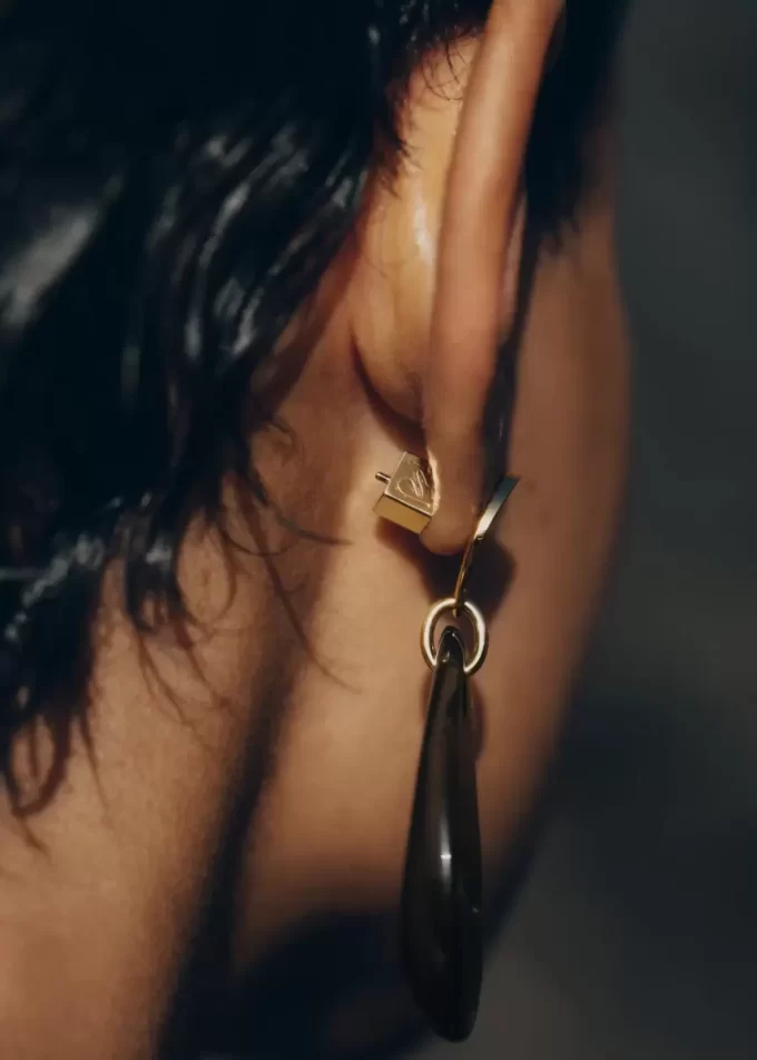 Pendientes Naé Drop Edition Cristal ahumado