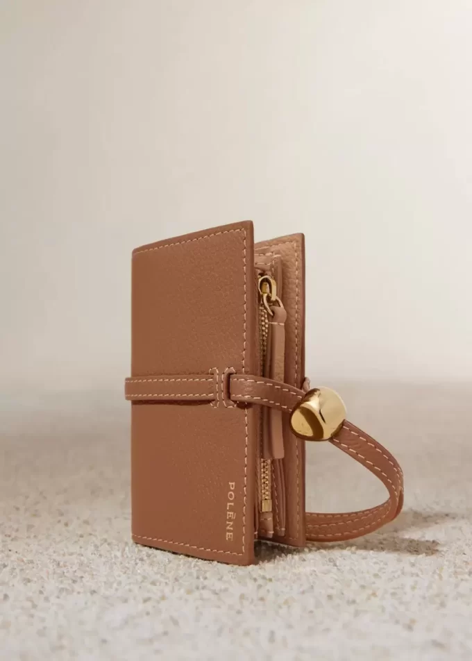 Tarjetero Kayé Edition Textured Duo Camel Tarjetero Kayé Edition Textured Duo Camel